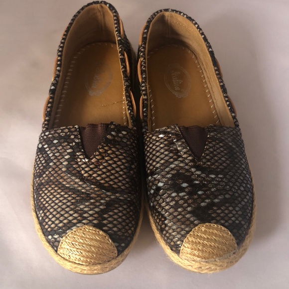 Italina Shoes - Loafers!